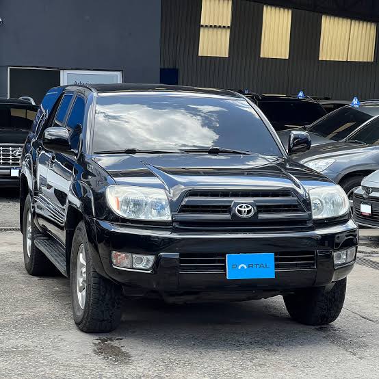 vehiculo ford runner 2006